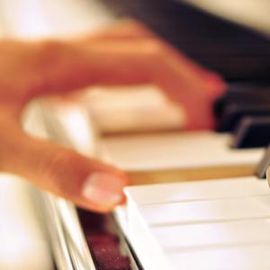 男生把🐔扎进男人屁股里
